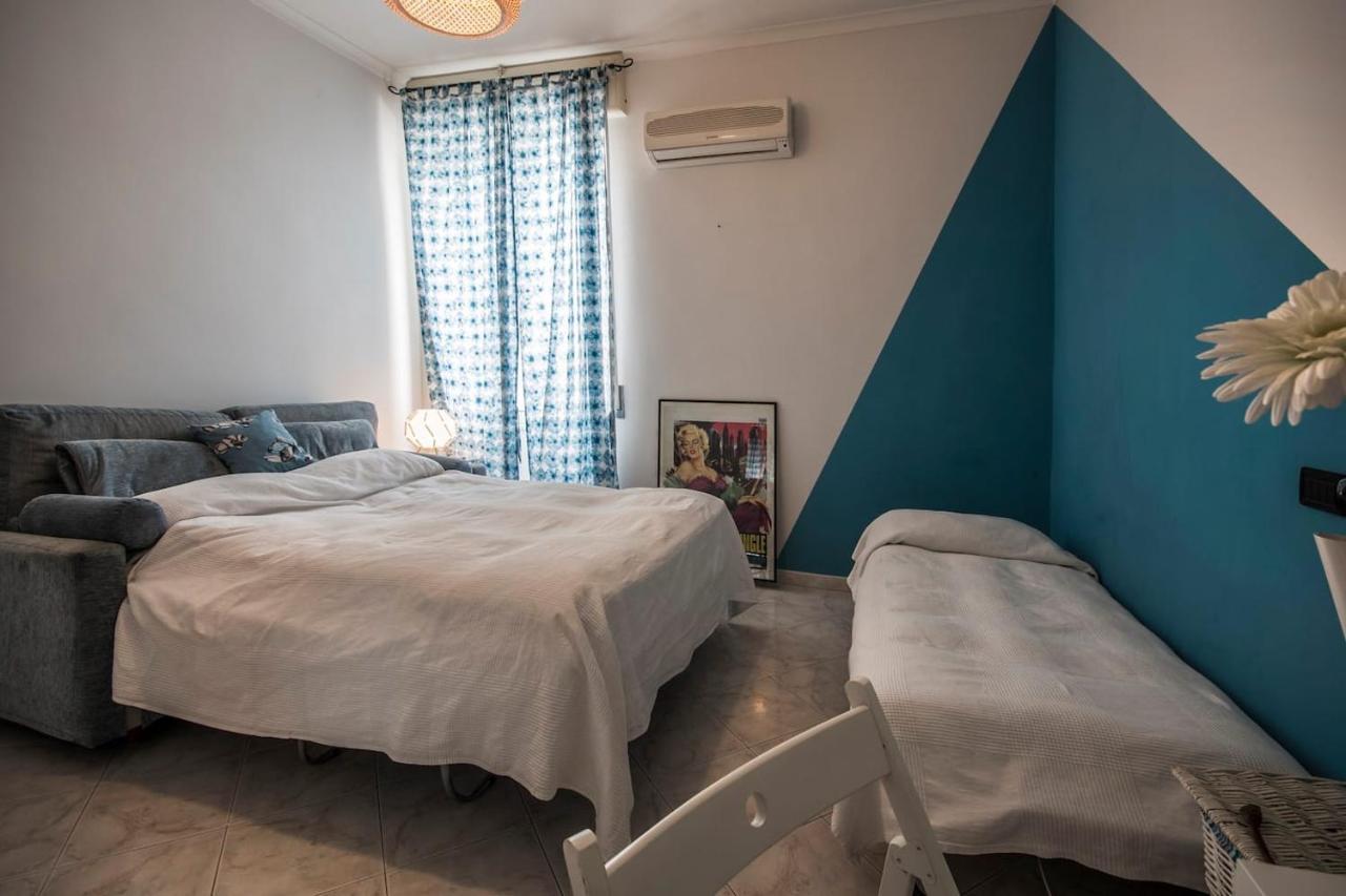 Apartment B4 Big With Terrace And View In Hystorical Centre Naples