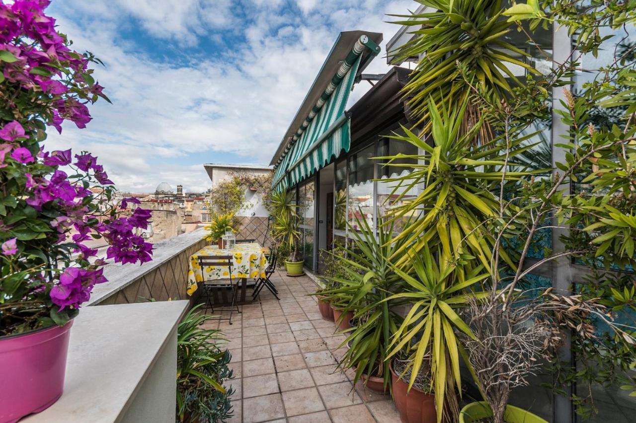 B4 Big With Terrace And View In Hystorical Centre Apartment Naples