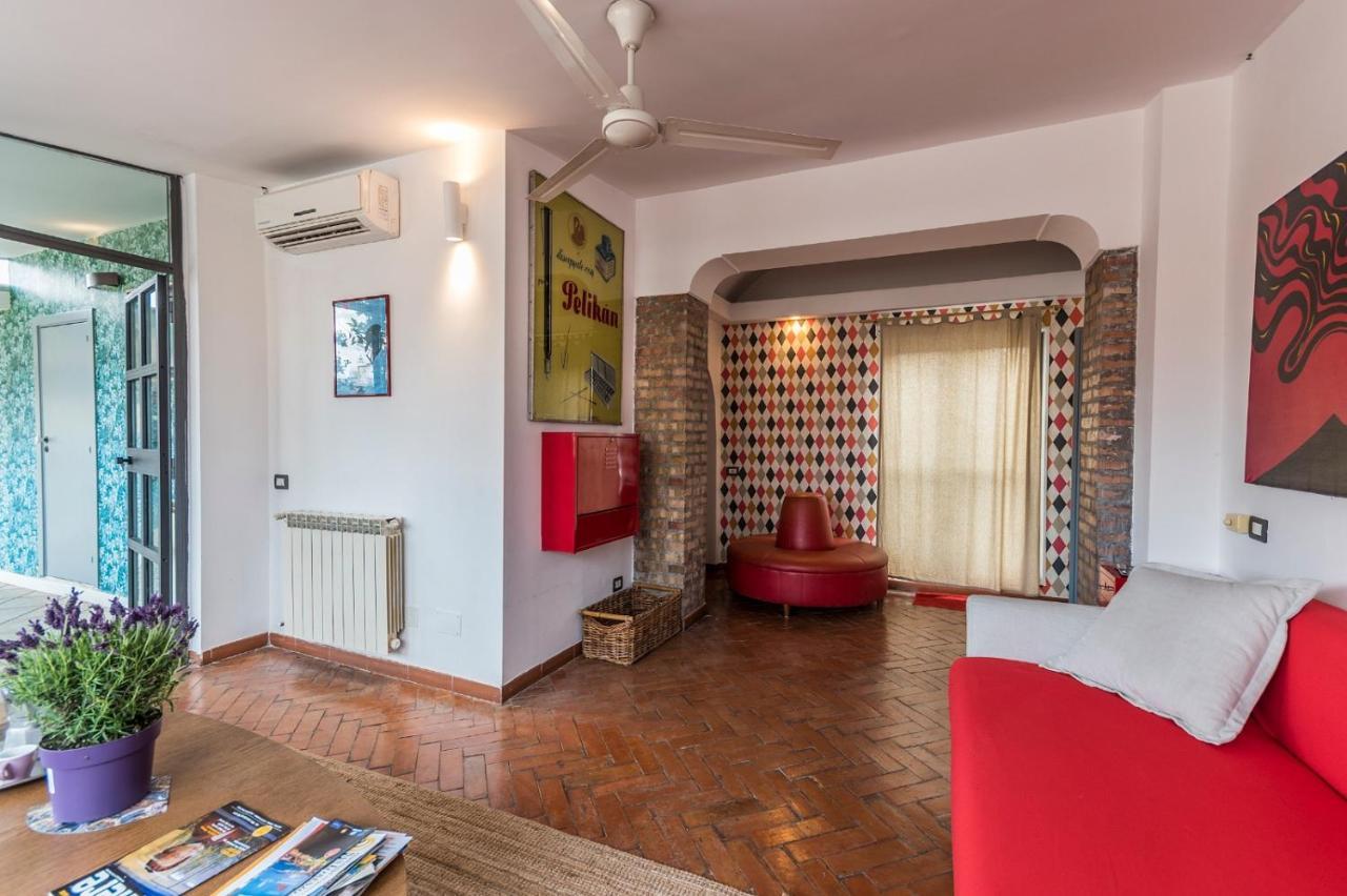 B4 Big With Terrace And View In Hystorical Centre Naples